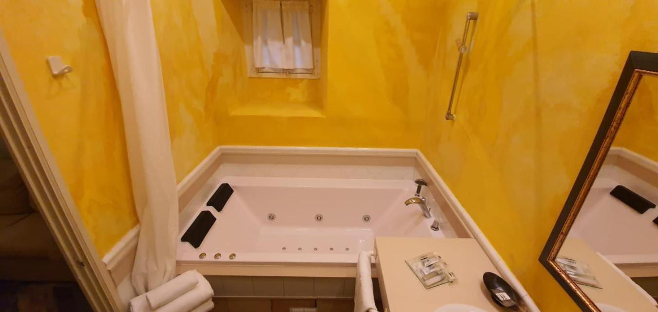 Casona Camino Real De Hotel Selores